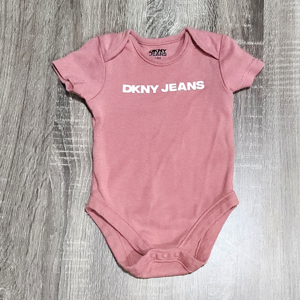 DKNY Jeans Pink Infant Baby Onesie (3-6M)